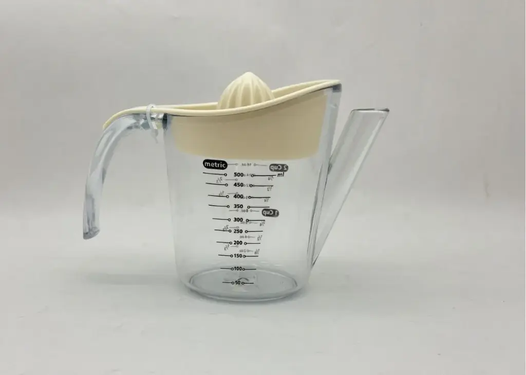 Juice Extractor & Measuring Jug - Almond
